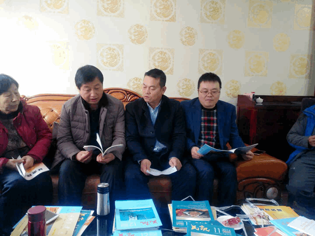 市直二支部活动1_副本.gif